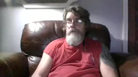 Snapshot of runningaround60 chatting on October 8, 2025, 2:09 am runningaround60 online show from October 8, 2025, 2:09 am