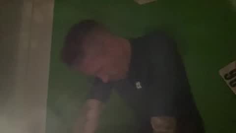 run online show from December 17, 2025, 3:23 am