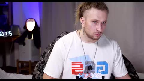 Snapshot of rusbigpaul chatting on December 18, 2025, 6:03 pm Paul online show from December 18, 2025, 6:03 pm