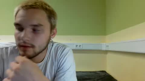 Snapshot of rusiksb31 chatting on July 10, 2026, 5:48 pm rusiksb31 online show from July 10, 2026, 5:48 pm
