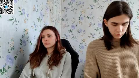 Snapshot of rusmedium chatting on April 3, 2026, 7:06 am Lisa and Vlad online show from April 3, 2026, 7:06 am