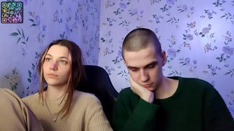 Snapshot of rusmedium chatting on April 26, 2026, 6:38 pm Lisa and Vlad online show from April 26, 2026, 6:38 pm