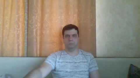 rusqadisx online show from January 7, 2025, 11:26 am
