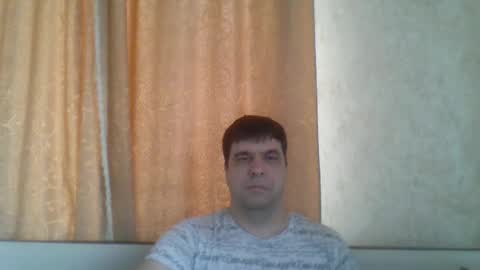 rusqadisx online show from January 15, 2025, 10:06 am