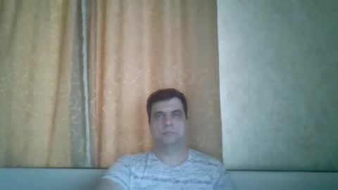 rusqadisx online show from January 25, 2025, 12:47 pm