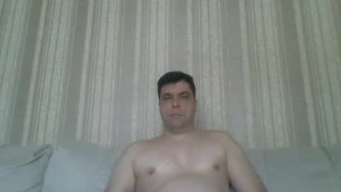 rusqadisx online show from February 19, 2025, 6:44 am