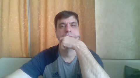 rusqadisx online show from February 25, 2025, 7:09 am