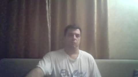 Snapshot of rusqadisx chatting on October 28, 2025, 8:33 pm rusqadisx online show from October 28, 2025, 8:33 pm