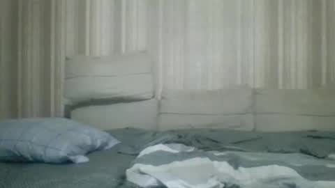 Snapshot of rusqadisx chatting on May 14, 2026, 10:27 pm rusqadisx online show from May 14, 2026, 10:27 pm