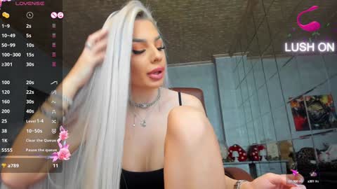 Ava online show from December 23, 2024, 9:40 pm