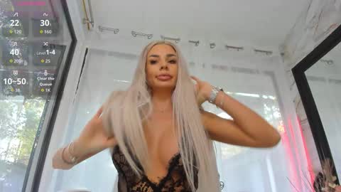 Ava online show from September 15, 2025, 6:46 am
