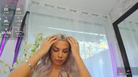 Snapshot of russian_ava chatting on September 24, 2025, 6:39 am Ava online show from September 24, 2025, 6:39 am