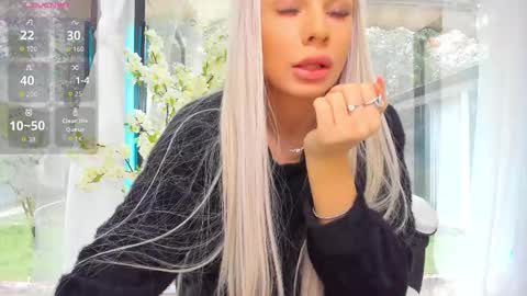 Snapshot of russian_ava chatting on October 3, 2025, 9:17 am Ava online show from October 3, 2025, 9:17 am