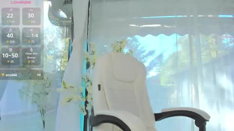 Snapshot of russian_ava chatting on October 5, 2025, 7:39 am Ava online show from October 5, 2025, 7:39 am