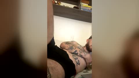 russo_fox online show from June 19, 2026, 3:11 am