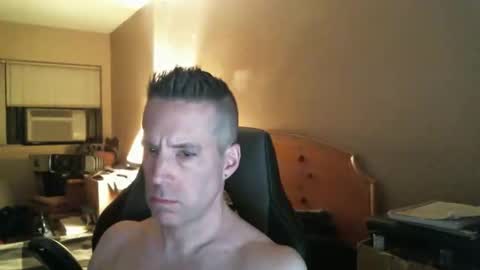 rustic_cuse_777 online show from November 5, 2025, 5:07 am