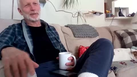 Rusty online show from February 28, 2025, 2:20 pm