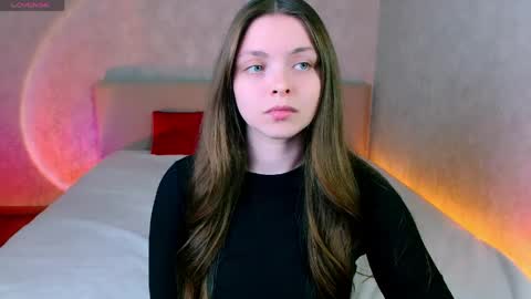 Snapshot of ruta_ chatting on May 1, 2026, 4:55 pm RutaYoung online show from May 1, 2026, 4:55 pm