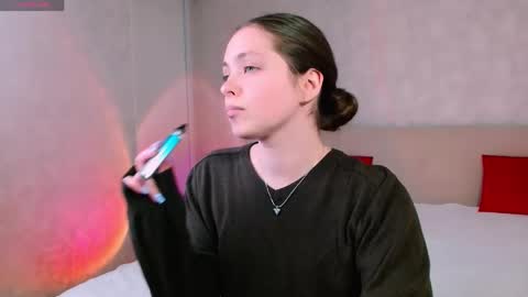 Snapshot of ruta_ chatting on May 21, 2026, 4:03 pm RutaYoung online show from May 21, 2026, 4:03 pm