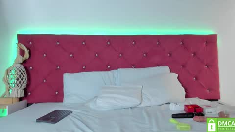 Ruth online show from January 3, 2025, 3:33 pm