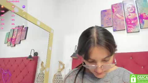 Snapshot of ruth_harvey chatting on June 24, 2026, 12:37 pm Ruth online show from June 24, 2026, 12:37 pm