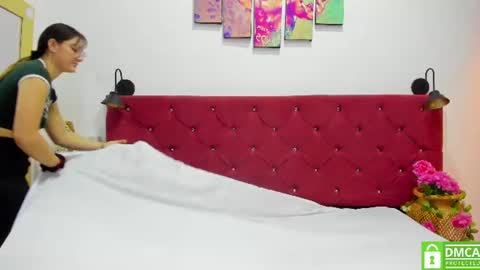 Snapshot of ruth_harvey chatting on July 11, 2026, 12:19 pm Ruth online show from July 11, 2026, 12:19 pm