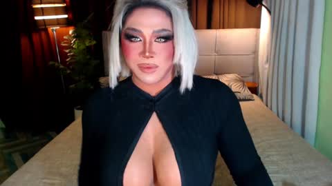 Snapshot of ruthlessmistressx chatting on December 15, 2024, 7:21 pm Samantha online show from December 15, 2024, 7:21 pm