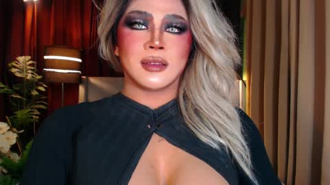 Snapshot of ruthlessmistressx chatting on January 8, 2025, 1:53 am Samantha online show from January 8, 2025, 1:53 am