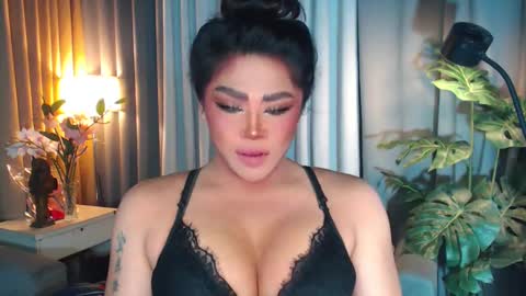 Snapshot of ruthlessmistressx chatting on March 1, 2025, 6:32 pm Samantha online show from March 1, 2025, 6:32 pm