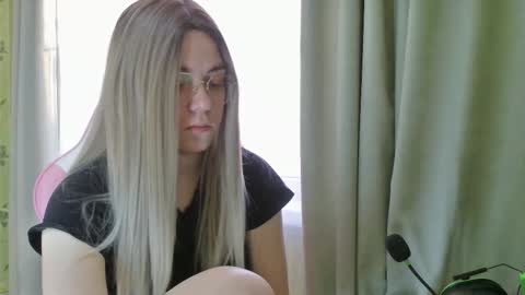 Tanyushka online show from December 1, 2025, 3:44 am