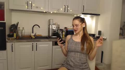 ruxandradanny online show from December 19, 2024, 4:24 pm