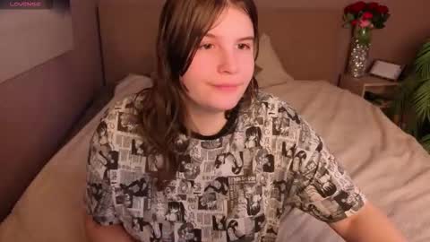 Snapshot of ruyjin_choi chatting on February 12, 2026, 10:43 am Ruyjin online show from February 12, 2026, 10:43 am