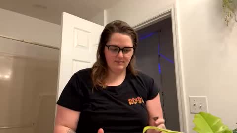 rwyadt12 online show from February 5, 2026, 11:26 am