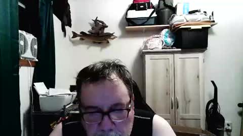 Snapshot of rwzar_1965 chatting on April 29, 2026, 3:43 am rwzar_1965 online show from April 29, 2026, 3:43 am