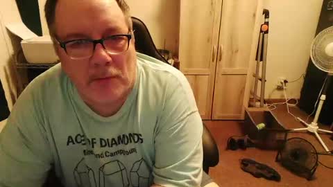rwzar_1965 online show from July 24, 2026, 4:21 am