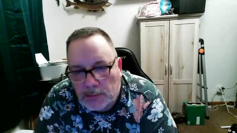 rwzar_1965 online show from August 4, 2026, 4:48 am