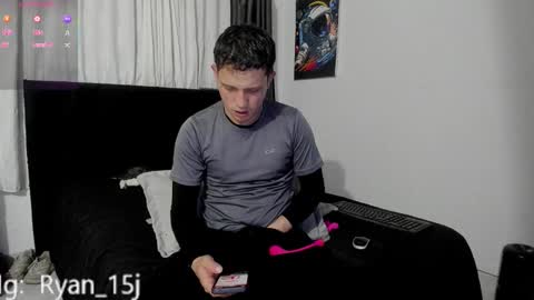 Snapshot of ryan15_ chatting on October 21, 2025, 10:27 am Ryan 15 online show from October 21, 2025, 10:27 am