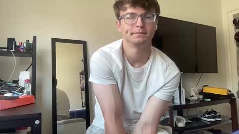 Snapshot of ryan287747 chatting on May 9, 2026, 9:31 pm ryan online show from May 9, 2026, 9:31 pm