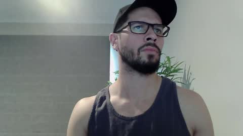 Ryan online show from May 11, 2026, 1:22 am