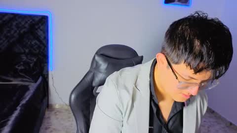 Ryan online show from November 9, 2025, 12:36 pm