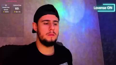 Snapshot of ryan_evanns chatting on September 17, 2025, 1:02 pm R Y A N online show from September 17, 2025, 1:02 pm