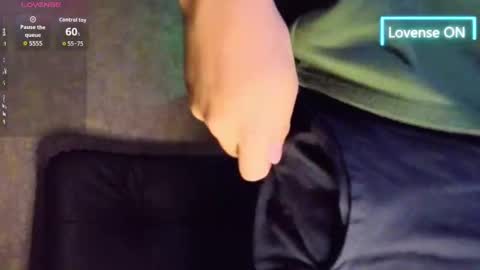 Snapshot of ryan_evanns chatting on September 22, 2025, 1:13 pm R Y A N online show from September 22, 2025, 1:13 pm