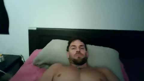 ryan_fit100 online show from September 9, 2025, 9:47 pm