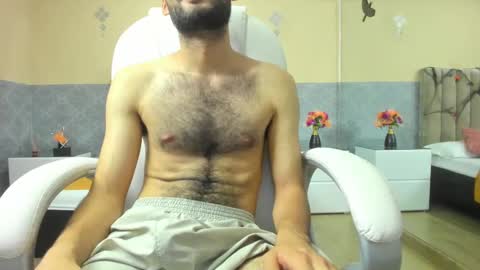 ryan_jackson_ online show from October 2, 2025, 11:45 pm