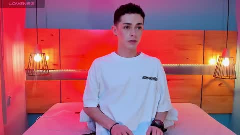 Snapshot of ryan_sailor chatting on September 17, 2025, 10:11 pm RYAN online show from September 17, 2025, 10:11 pm