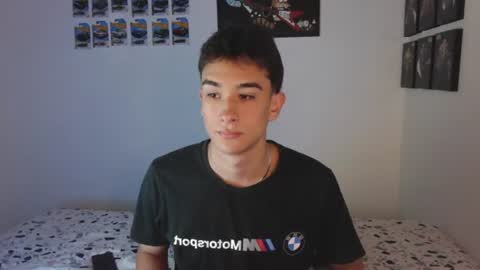 Snapshot of ryan_valentine17 chatting on June 19, 2026, 10:24 pm ryan online show from June 19, 2026, 10:24 pm
