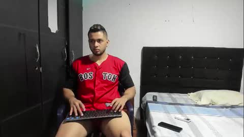 ryan_xc1 online show from October 9, 2025, 2:31 am