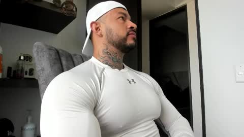 Snapshot of ryanjhonston chatting on February 20, 2026, 12:38 pm Ryan online show from February 20, 2026, 12:38 pm