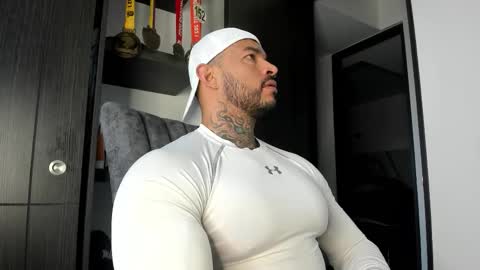 Snapshot of ryanjhonston chatting on February 23, 2026, 12:13 pm Ryan online show from February 23, 2026, 12:13 pm