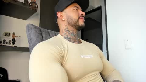 Snapshot of ryanjhonston chatting on March 11, 2026, 12:55 pm Ryan online show from March 11, 2026, 12:55 pm